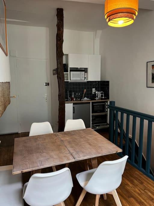 Appartement De Charme Intramuros Vannes Esterno foto